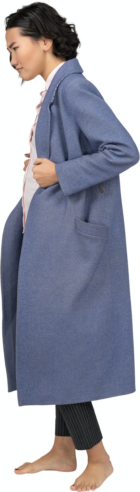 Peut-on créer un look professionnel avec une cape pour femme ?